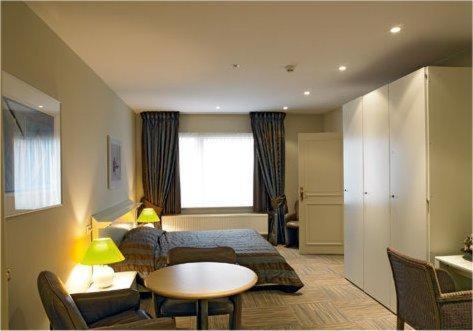 Hotel Salons De Vrede イフテゲム エクステリア 写真